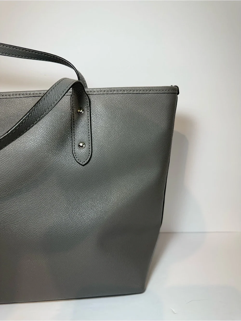 Coach NY Authentic Crossgrain Leather City Zip Tote Handbag F58846 Grey